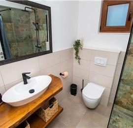 2 bedroom villa with pool near Skradin, sleeps 5
